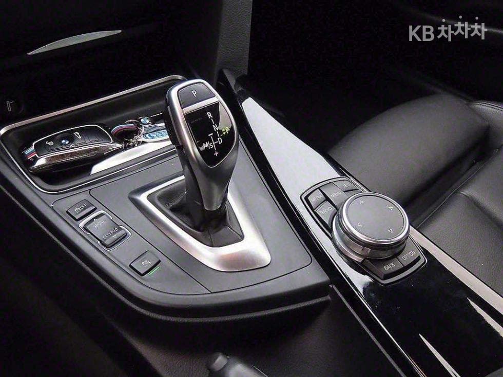 BMW 4시리즈 (F32)420d Купе xDrive 스포츠 F32 - 11