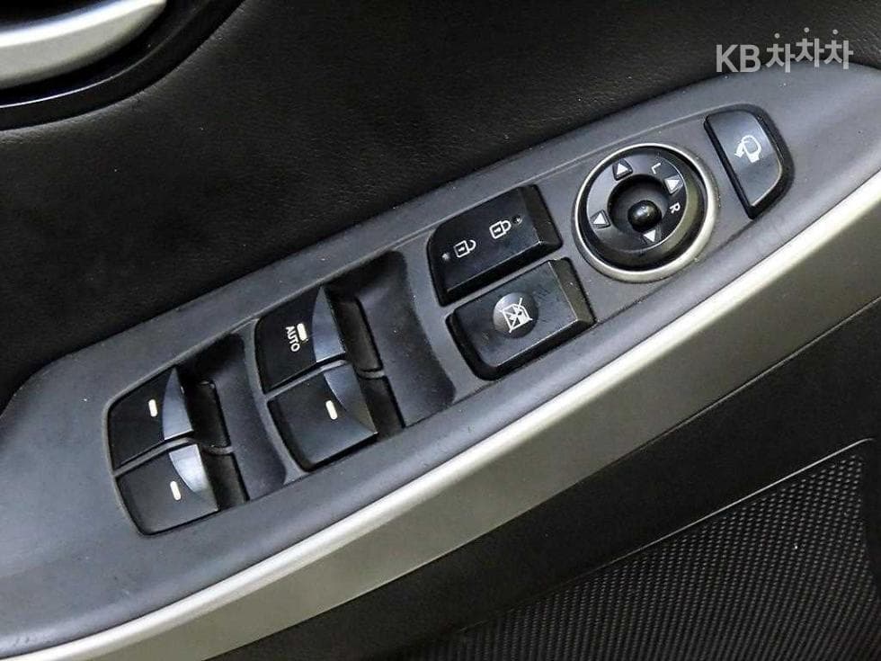 Hyundai i30(신형)1.6 VGT PYL - 13