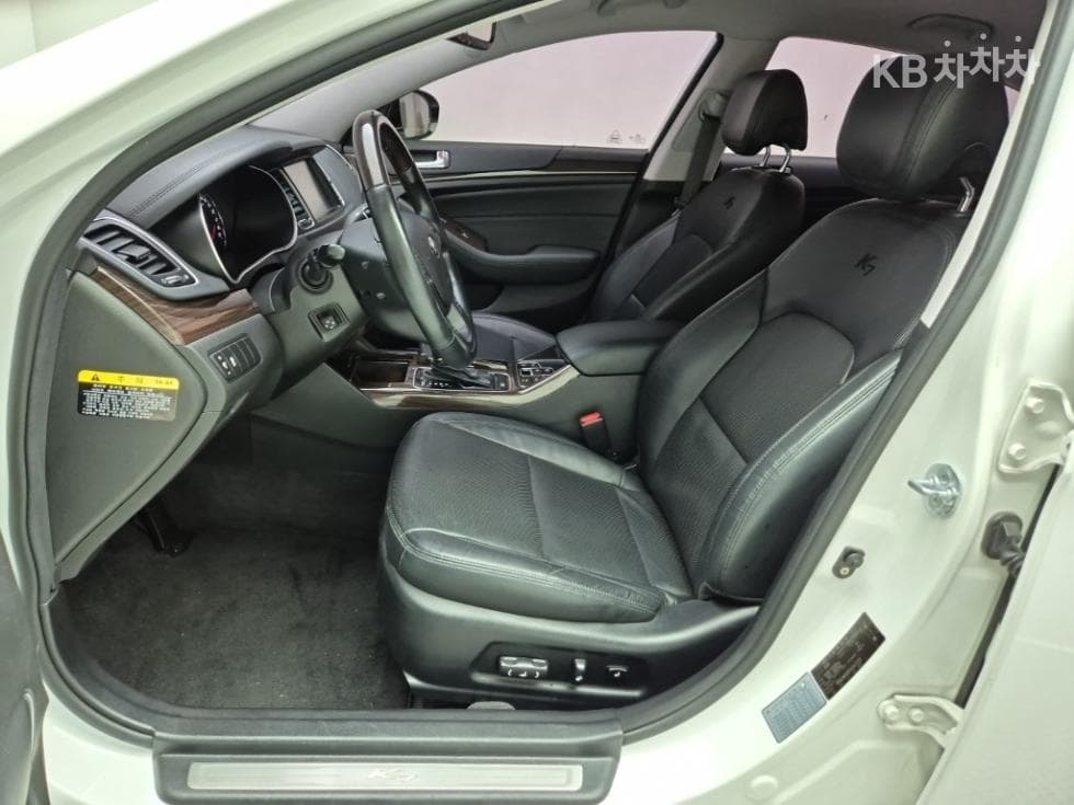 Kia The New (facelift) K73.0 GDI Prestige - 11