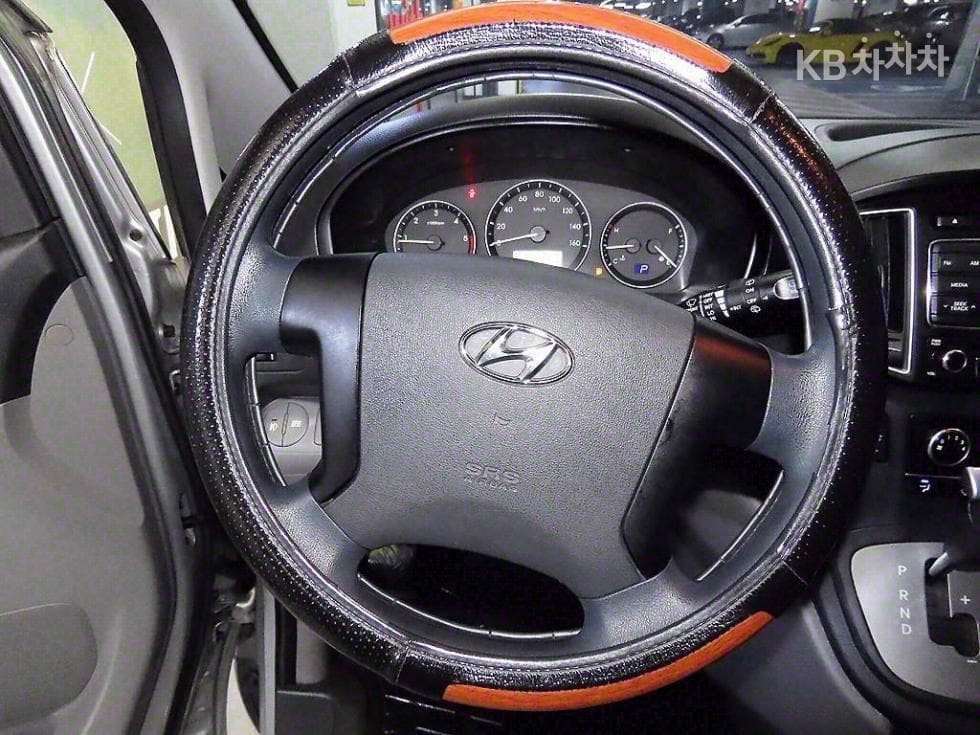 Хюндай Гранд Старекс12-местен Комби CVX Смарт - 8