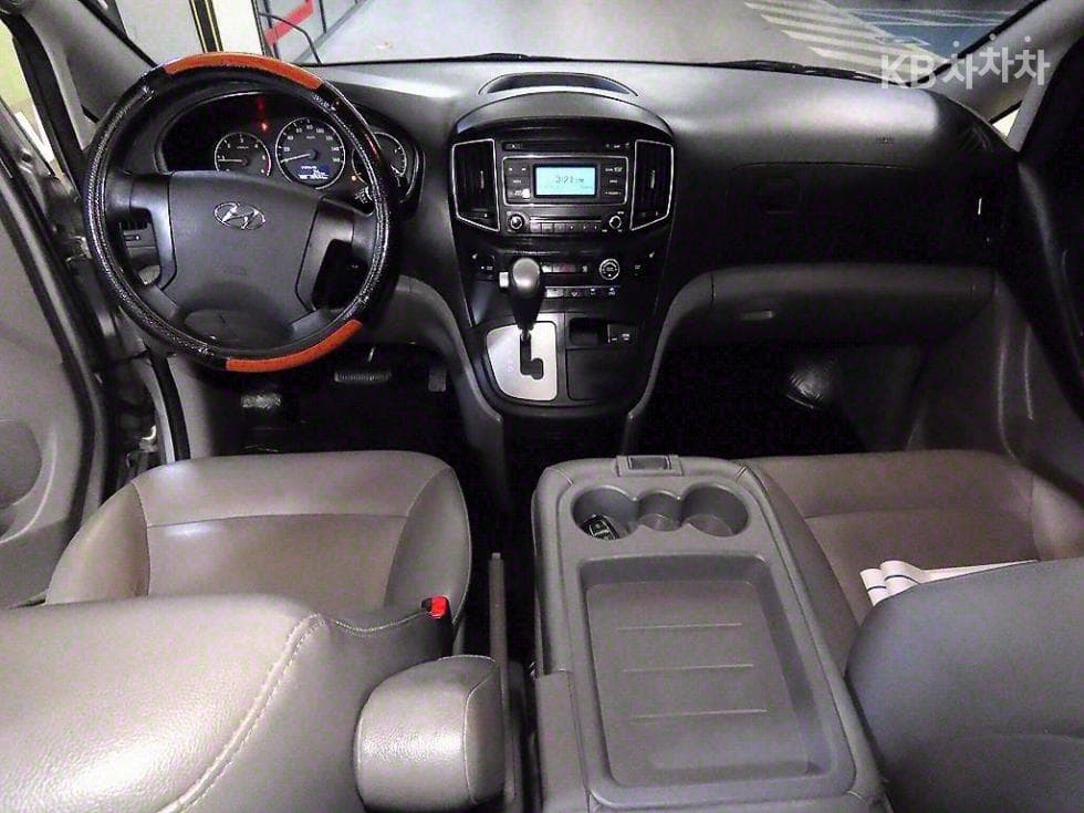 Хюндай Гранд Старекс12-местен Комби CVX Смарт - 10