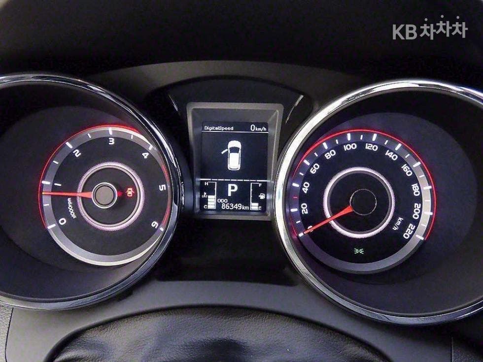 КейДжи Мобилити Тиволи Air2WD RX - 9