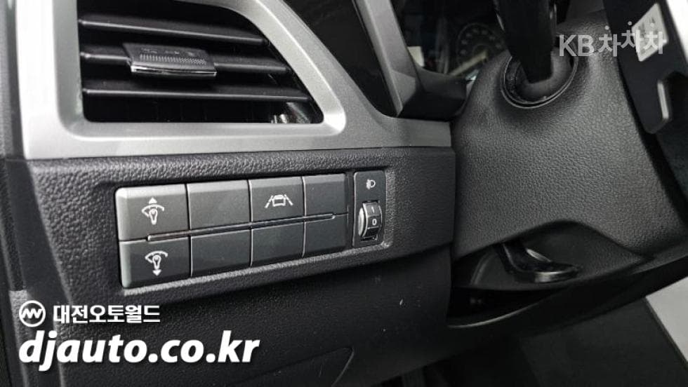 КейДжи Мобилити 뷰티플 코란도1.5 GDi Turbo 2WD C5 Plus - 15