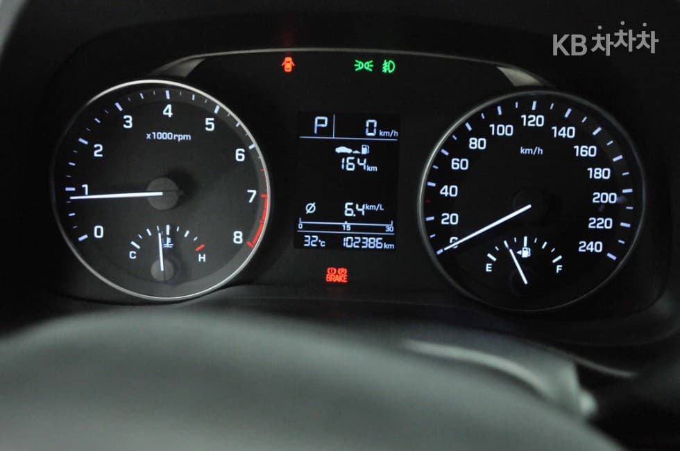 Хюндай Avante (Elantra)AD1.6 GDi Стил - 5