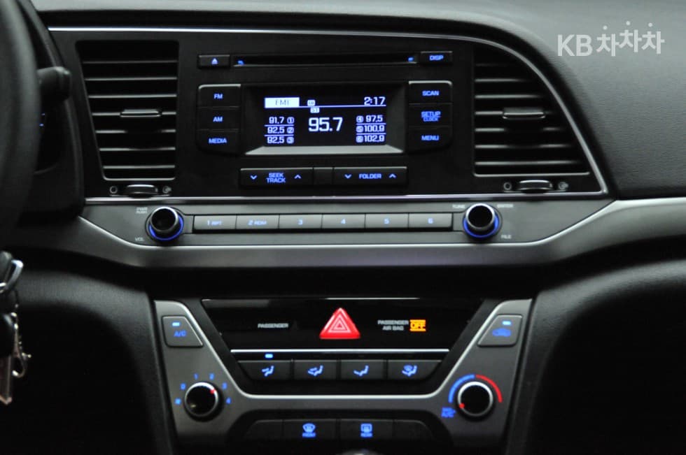 Хюндай Avante (Elantra)AD1.6 GDi Стил - 14