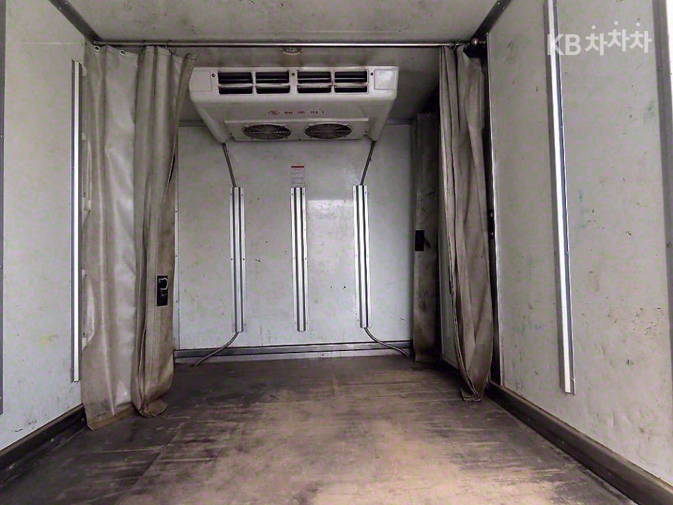 Хюндай Porter 2Удължено междуосие Super Cab 하이냉동Товарна надстройка차 PLUS 싱글컴프 - 6