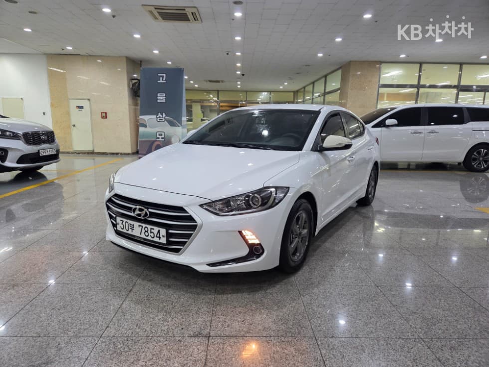 Хюндай Avante (Elantra)AD 1.6 LPi Рент-а-кар Смарт - Image 1