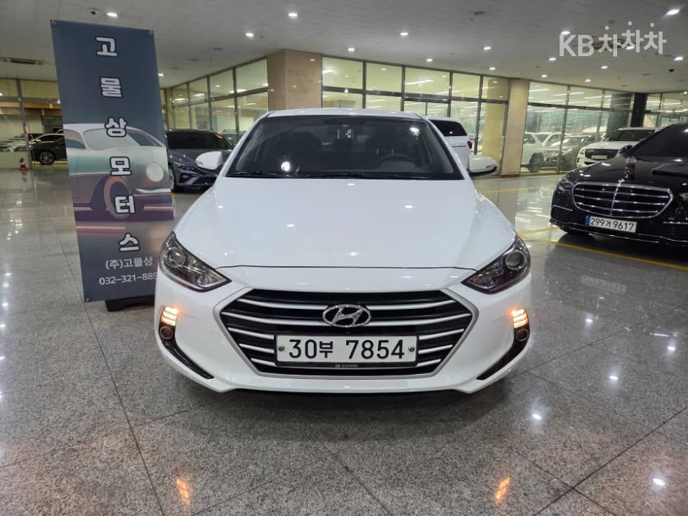 Хюндай Avante (Elantra)AD1.6 LPi Рент-а-кар Смарт - 2