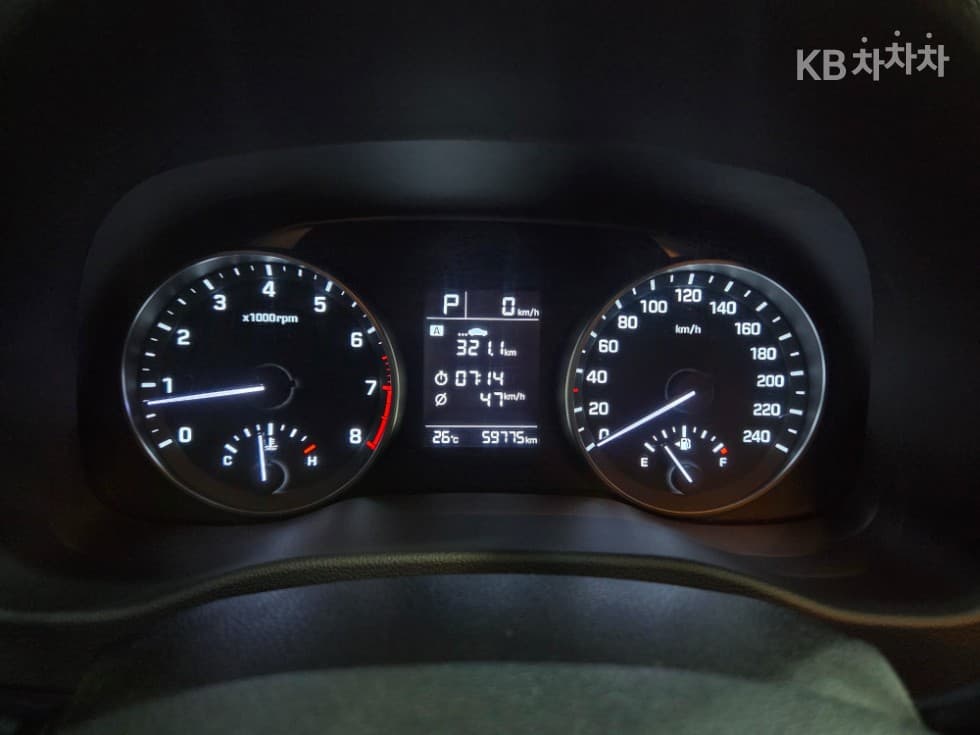 Хюндай Avante (Elantra)AD1.6 LPi Рент-а-кар Смарт - 10