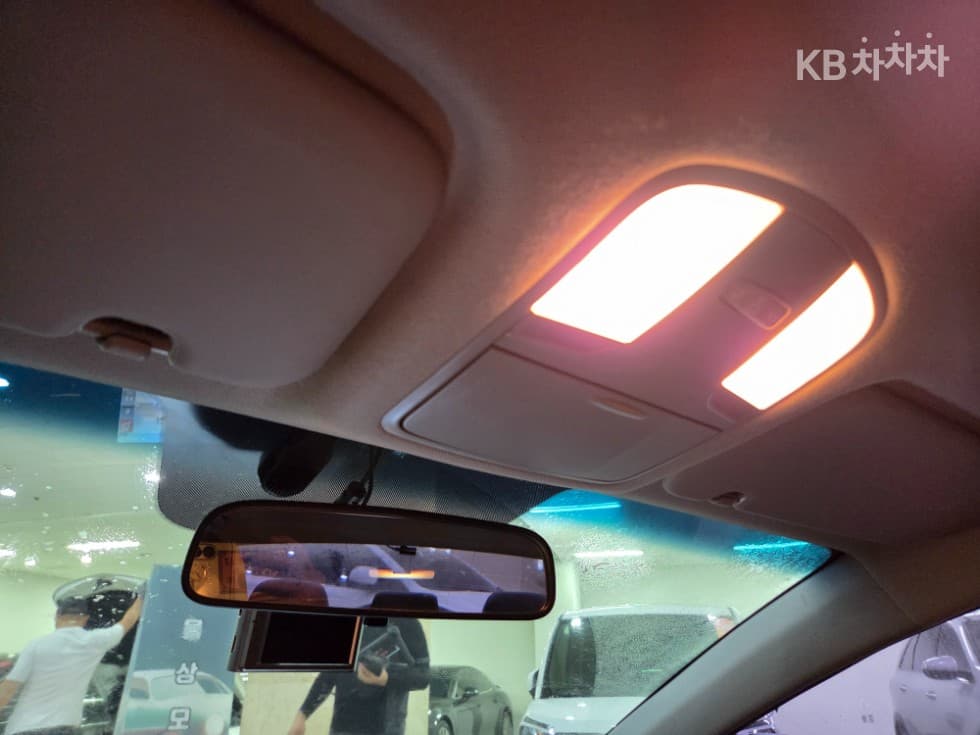 Хюндай Avante (Elantra)AD1.6 LPi Рент-а-кар Смарт - 17