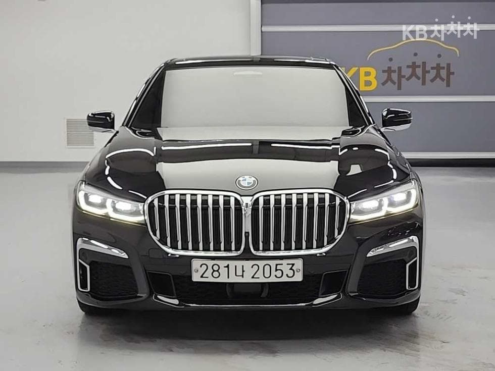 BMW 7시리즈 (G11)740e xDRIVE 아이퍼포먼스 M 스포츠