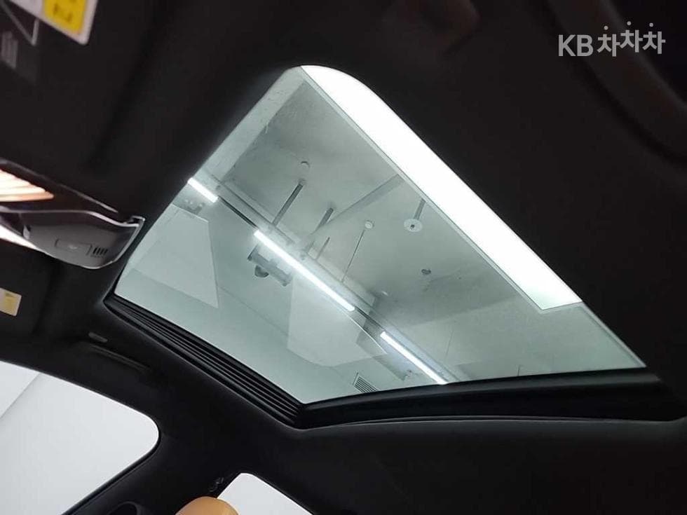 BMW 7시리즈 (G11)740e xDRIVE 아이퍼포먼스 M 스포츠 - 16