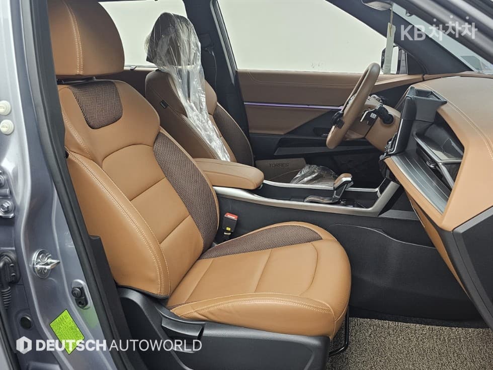 КейДжи Мобилити 토레스(J100)1.5 GDI Турбо T7 - 10