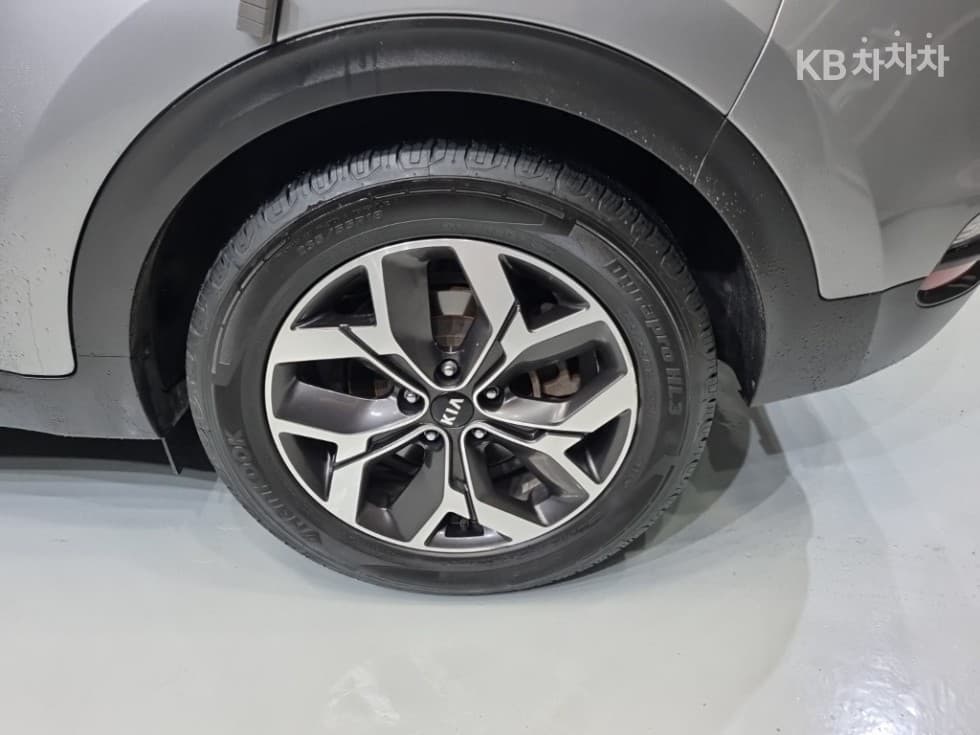 Киа Sportage 더 볼드Смарт스트림 D 1.6 Дизел 2WD Престиж - 20