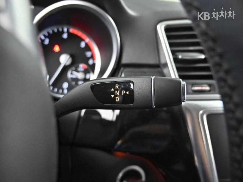 Mercedes-Benz Нов M클래스ML350 블루텍 4MATIC W166 - 9