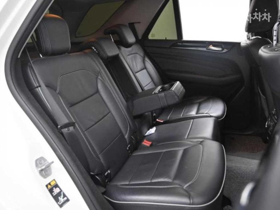 Mercedes-Benz Нов M클래스ML350 블루텍 4MATIC W166 - 12