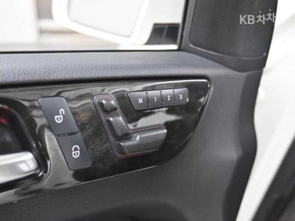 Mercedes-Benz Нов M클래스ML350 블루텍 4MATIC W166 - 18