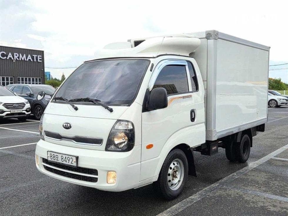Киа Бонго 3 (лек) 1 тон 냉동Товарна надстройка차 Удължено междуосие 표준형 Королевска кабина Deluxe 듀얼펌프 - Image 1
