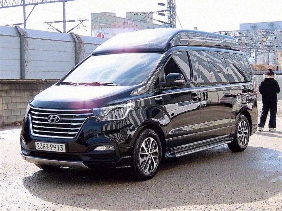 Хюндай The New (фейслифт) 그랜드 Star렉스Лимузин 9-местен Exclusive - 2