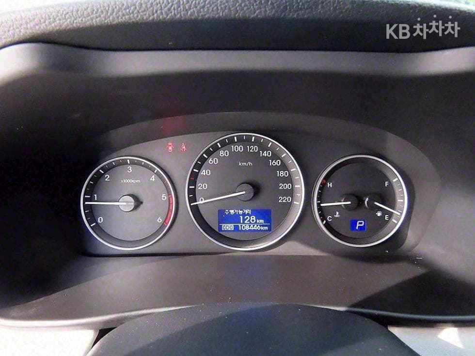 Хюндай The New (фейслифт) 그랜드 Star렉스Лимузин 9-местен Exclusive - 10