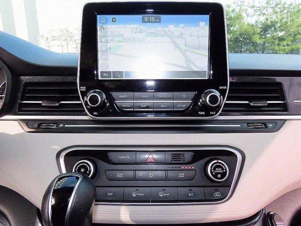 Хюндай The New (фейслифт) 그랜드 Star렉스Лимузин 9-местен Exclusive - 14