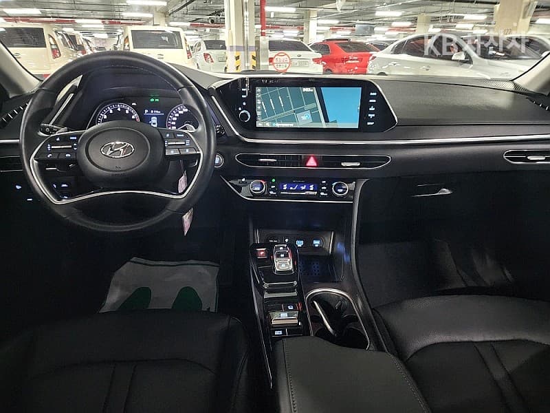 Хюндай Соната (DN8)2.0 Premium - 9