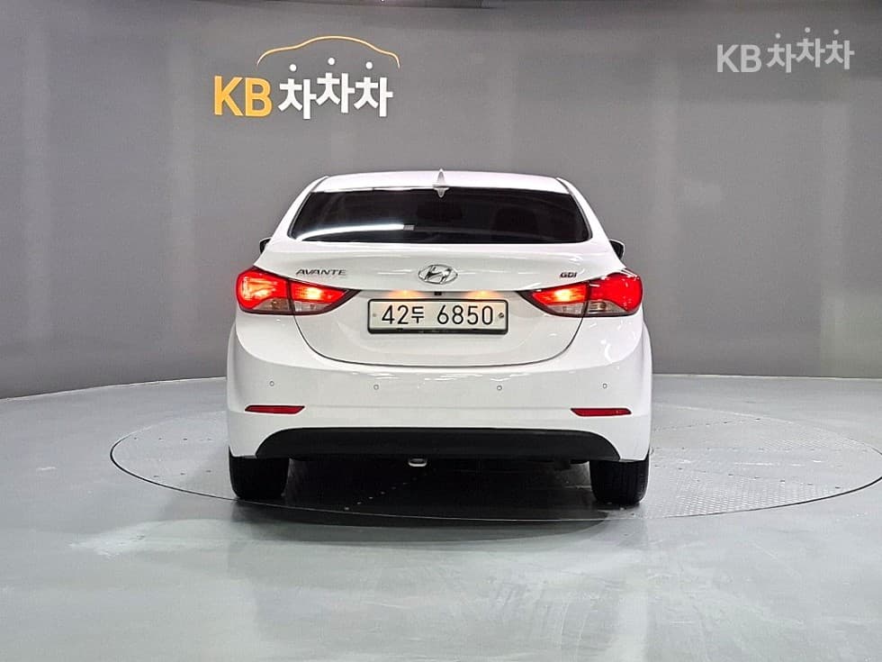 Хюндай The New (фейслифт) Avante (Elantra)1.6 GDi Смарт Стандартен - 4