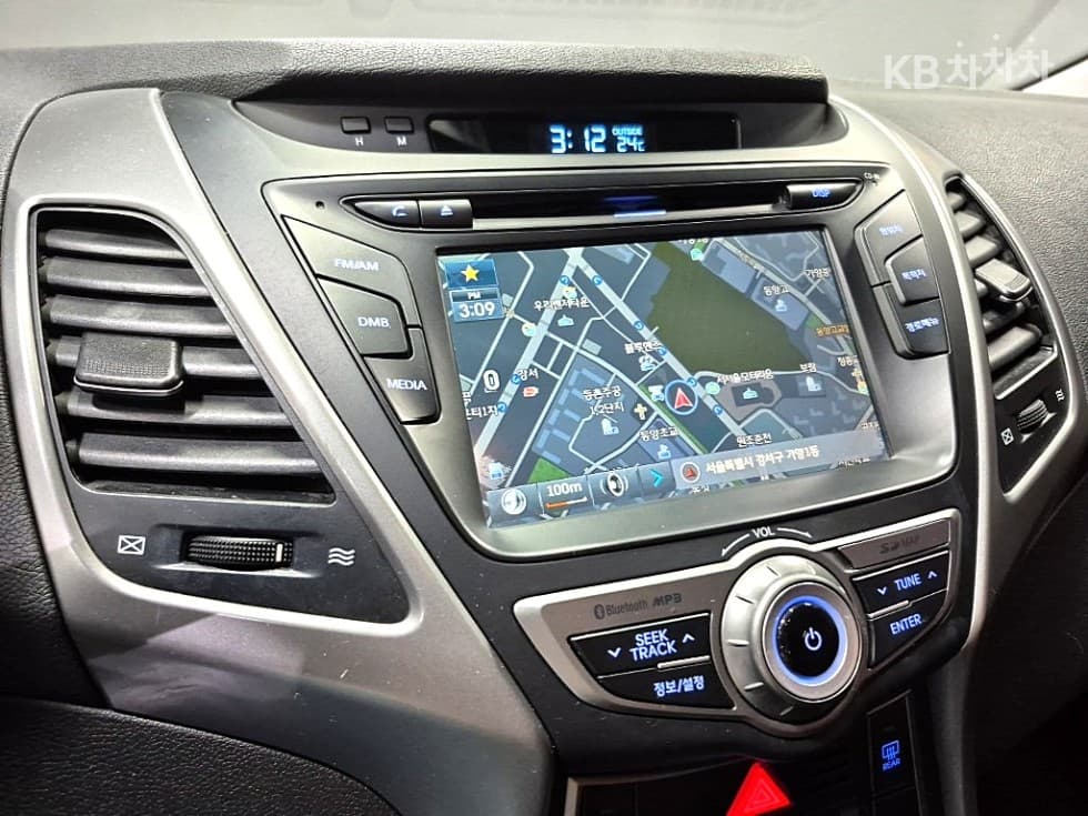 Хюндай The New (фейслифт) Avante (Elantra)1.6 GDi Смарт Стандартен - 6