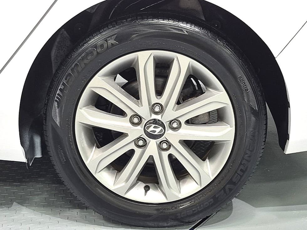 Хюндай The New (фейслифт) Avante (Elantra)1.6 GDi Смарт Стандартен - 19