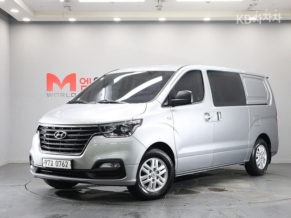 Хюндай The New (фейслифт) 그랜드 Star렉스 Ван 5-местен Смарт - Image 1