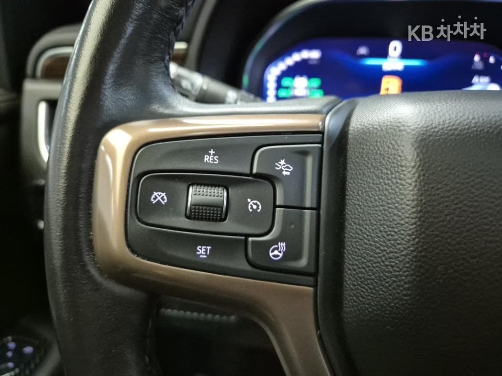 Джи Ем Корея Tahoe6.2L V8 Dark Knight - 15