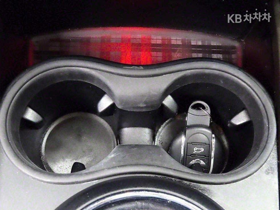Мини Countryman (F60)2.0 Cooper D All4 Стандартен - 13