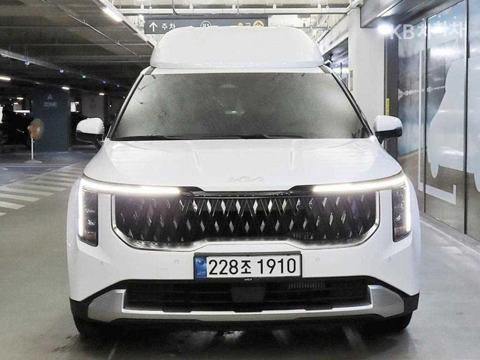 Киа The New (фейслифт) Канивал 4-то поколениеD2.2 9-местен Престиж - 2