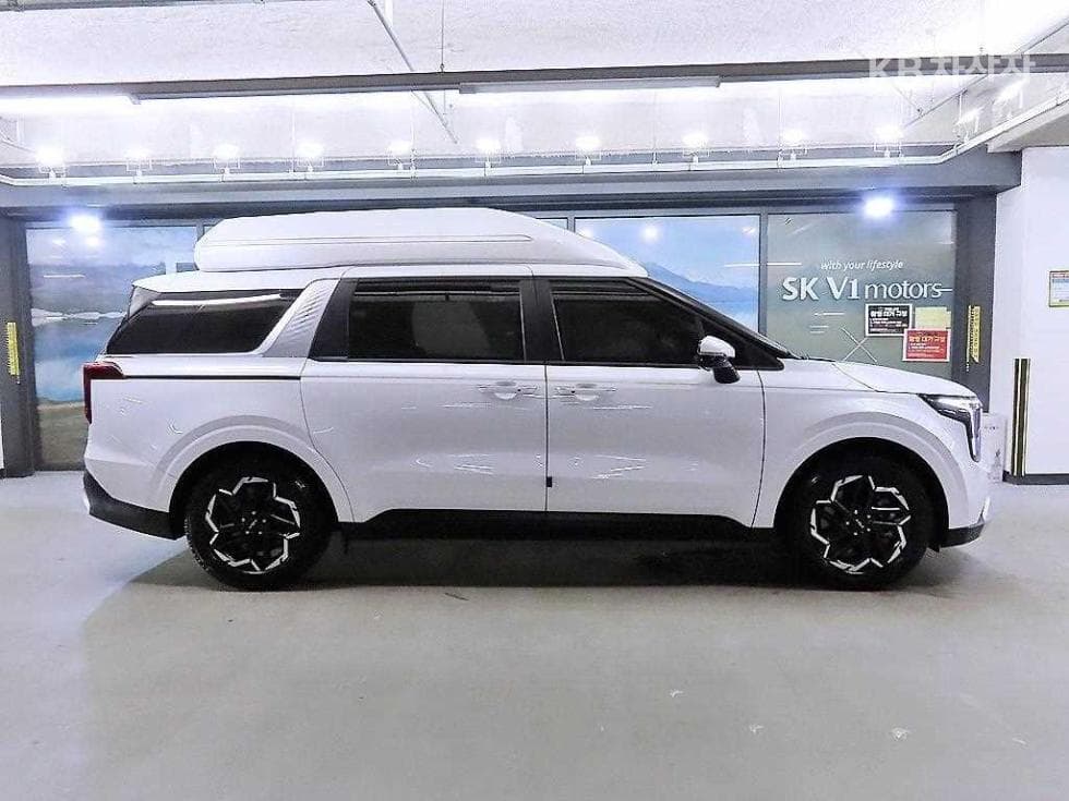 Киа The New (фейслифт) Канивал 4-то поколениеD2.2 9-местен Престиж - 3