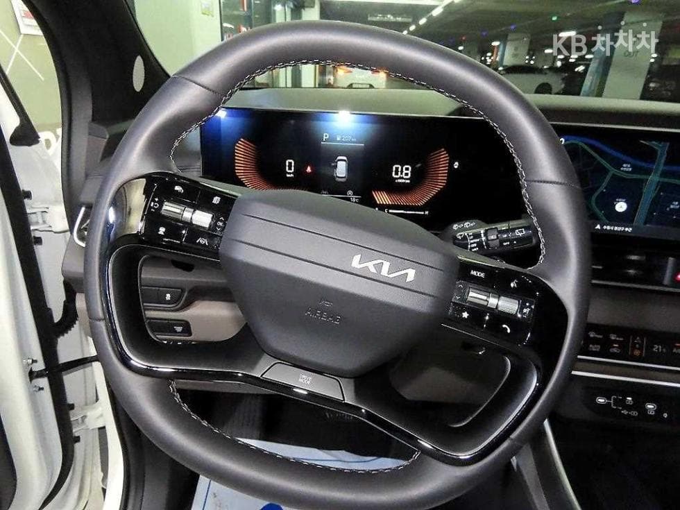 Киа The New (фейслифт) Канивал 4-то поколениеD2.2 9-местен Престиж - 8