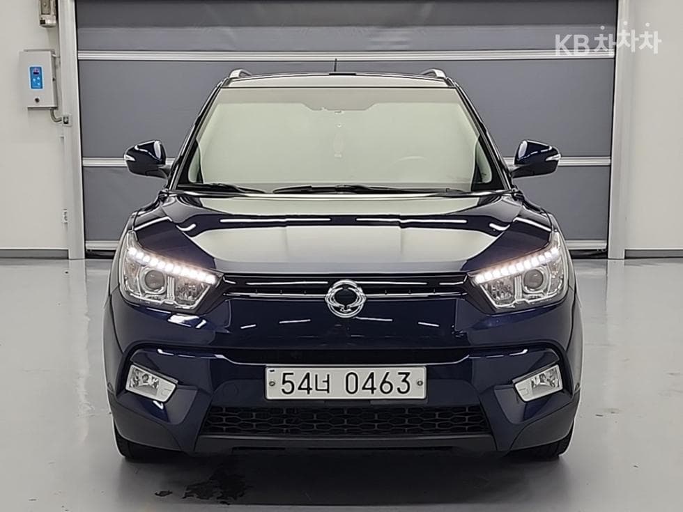 KG Mobility Tivoli Diesel VX - Image 2