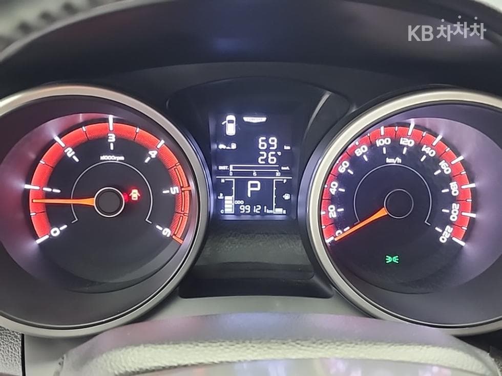 (54ner0463)KG Mobility Tivoli Diesel VX - 6