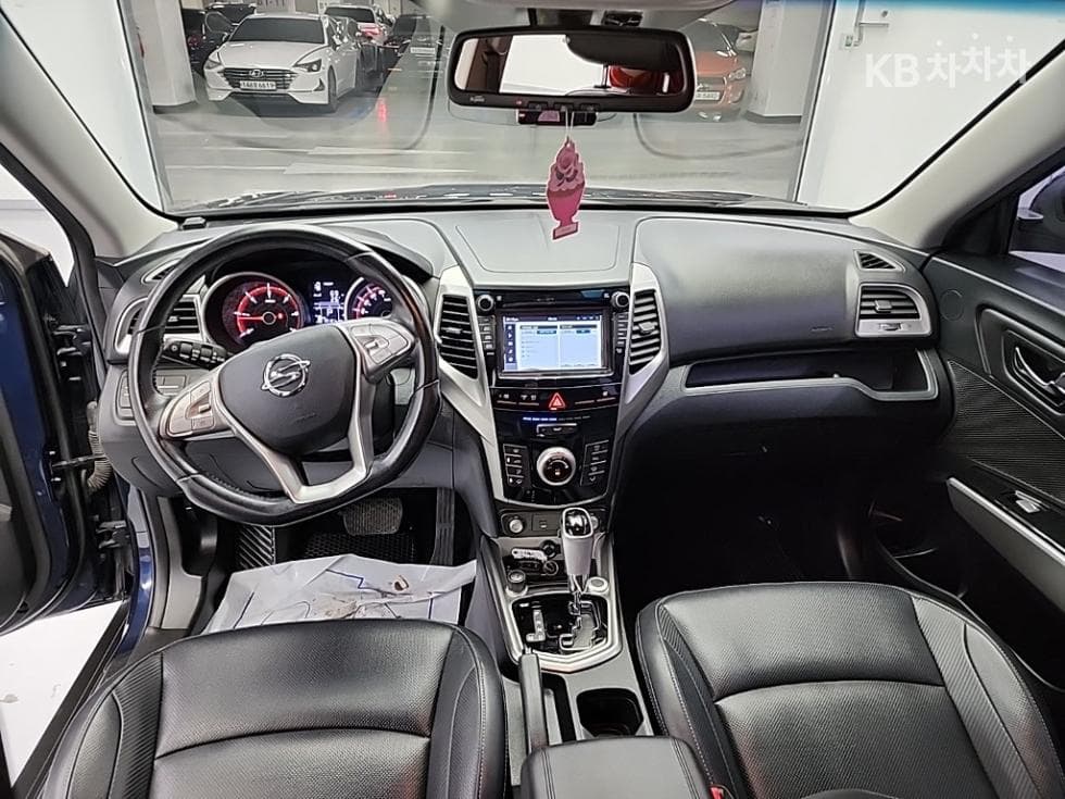 (54ner0463)KG Mobility Tivoli Diesel VX - 7