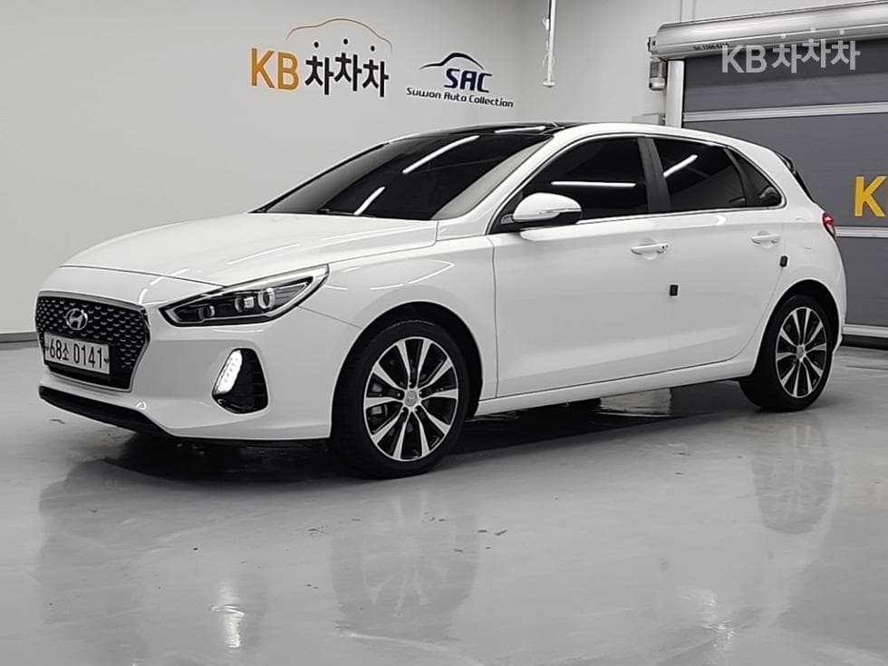 Hyundai i30 (PD) Diesel 1.6 Hyundai - Image 1