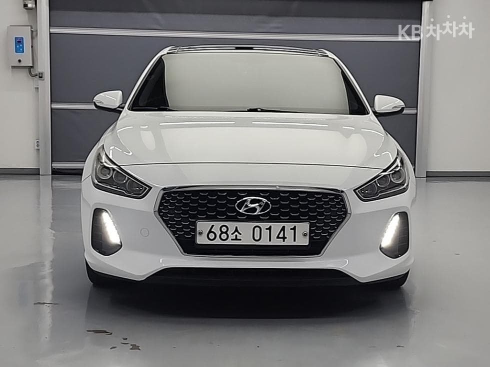 Hyundai i30 (PD) Diesel 1.6 Hyundai - Image 2