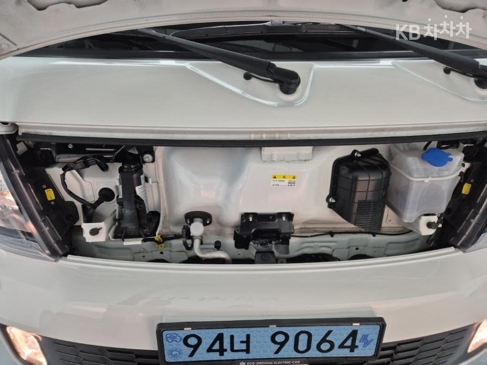 Kia The New (facelift) Bongo 3 (light truck) EVBox Truck 1 Ton 저상형 King Cab Extra Long Standard - 5