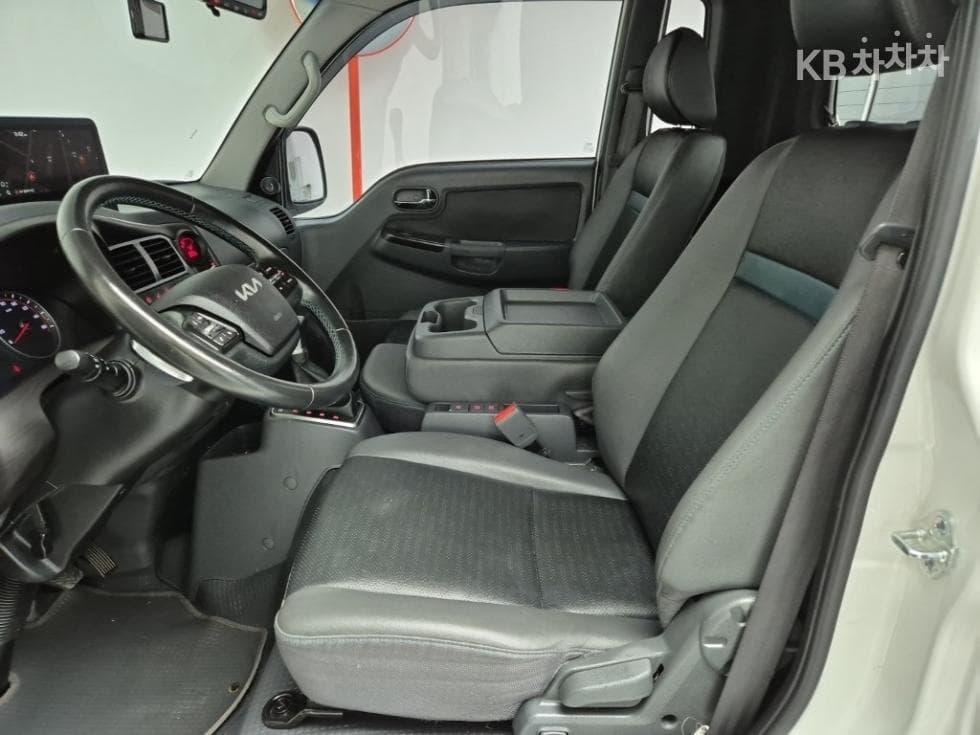 Kia The New (facelift) Bongo 3 (light truck) EVBox Truck 1 Ton 저상형 King Cab Extra Long Standard - 11