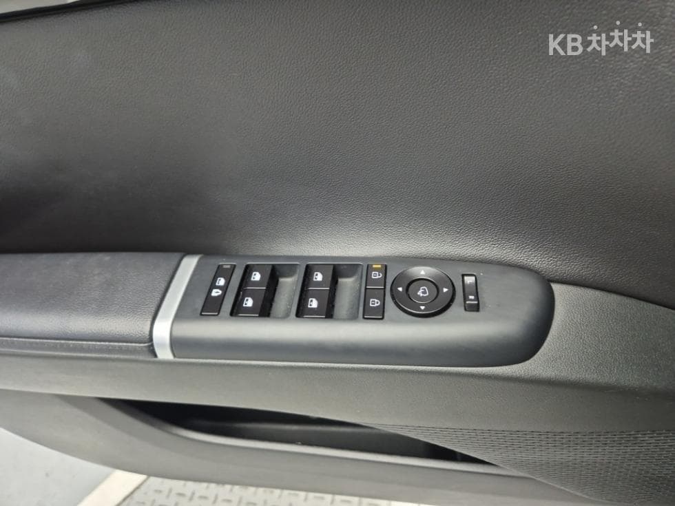 Хюндай Ди Всеново Grandeur (Azera)3.5 Бензин 2WD Premium - 18