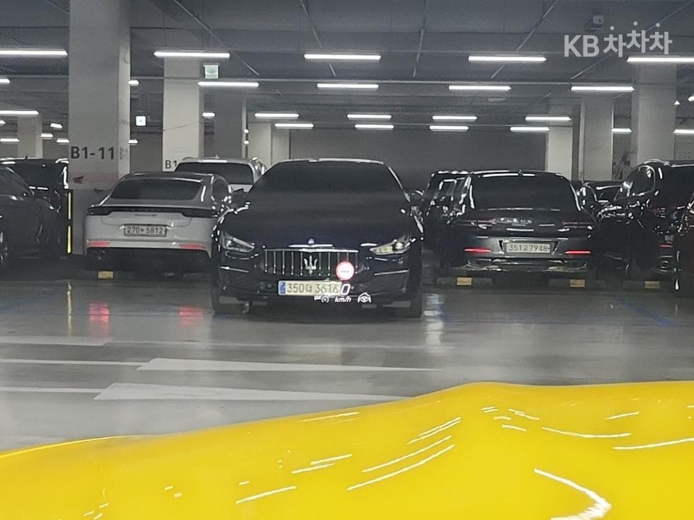 Mercedes-Benz SL클래스(R232)AMG SL63 4MATIC+ Performance - 17