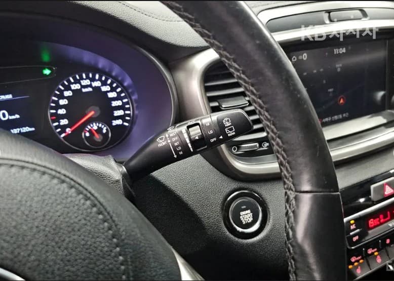 Киа The New (фейслифт) Sorento2.0 Дизел 2WD Престиж - 17