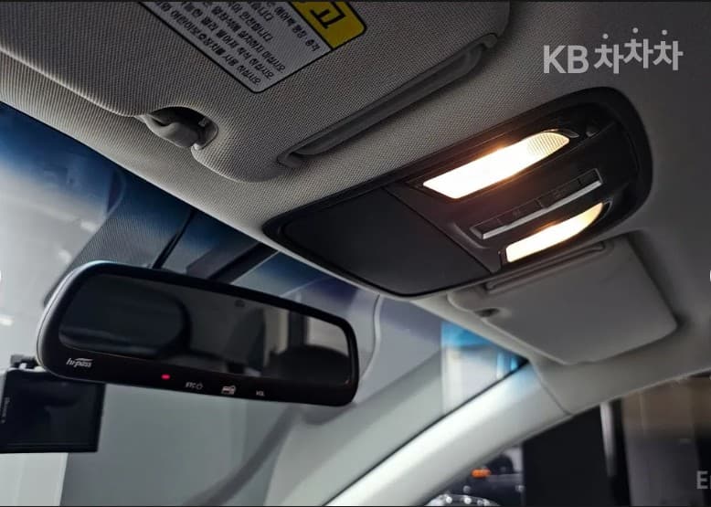 Киа The New (фейслифт) Sorento2.0 Дизел 2WD Престиж - 19