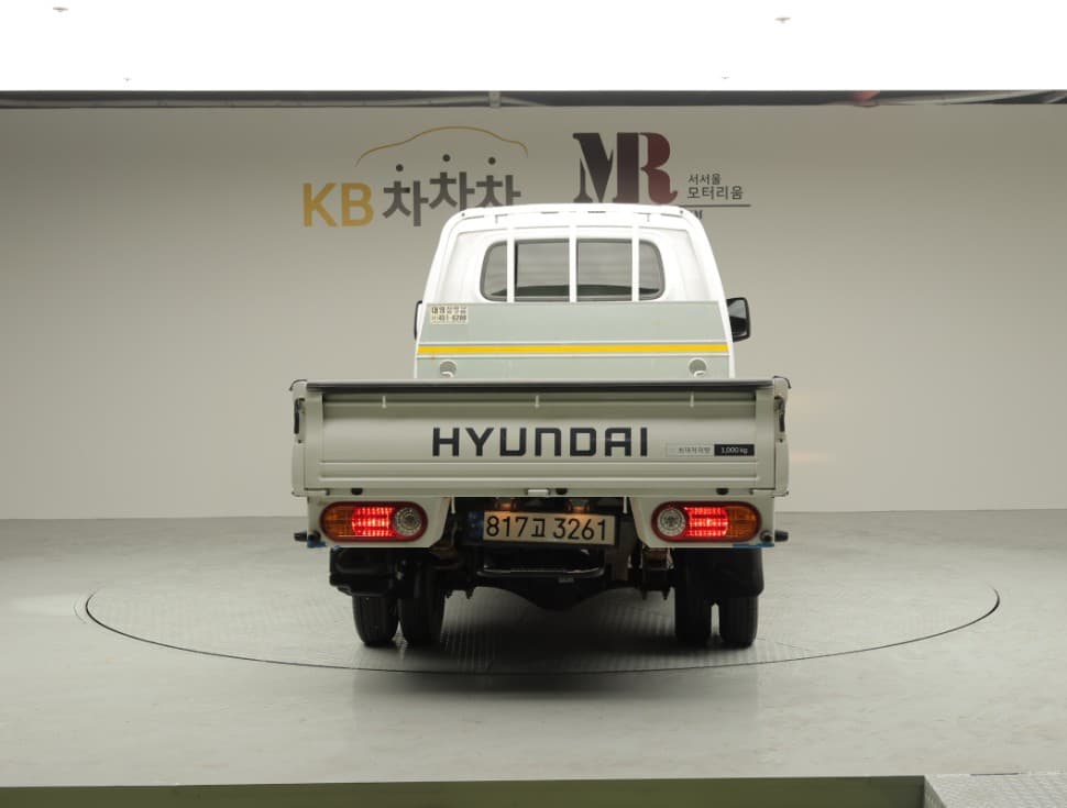 Hyundai Porter 2Extra Long Super Cab CRDi Smart - 2