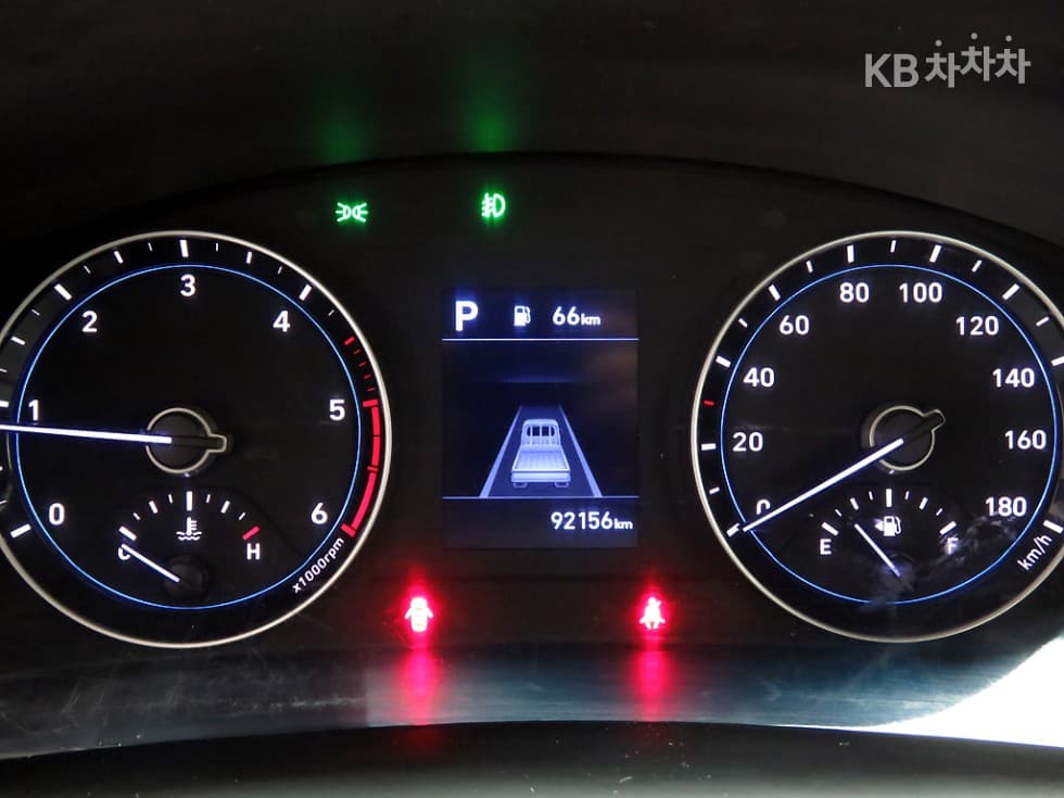 Hyundai Porter 2Extra Long Super Cab CRDi Smart - 8