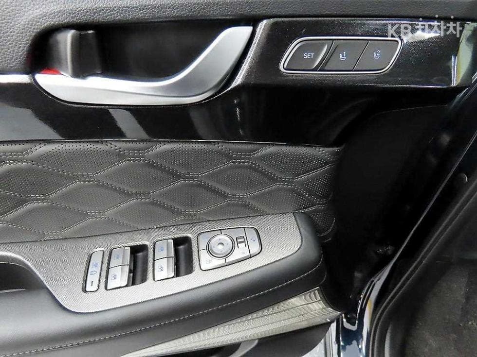 Hyundai Palisade2.2 Diesel 7-seater (Limousine) Calligraphy - 11