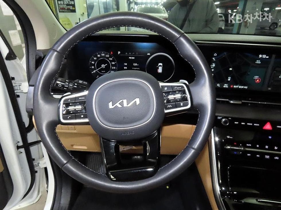 Kia Carnival 4th generationG3.5 GDI 9-seater Signature - 8